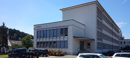 Kantoor en boekhouding LELEDO Ambachtelijke-lederenvloeren.nl op het industrieterrein LOEWE in Duitsland